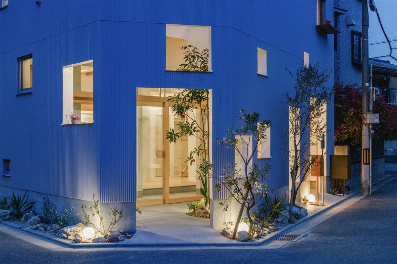 九宫格划分不规则五边形不同规格的开口日式住宅设计