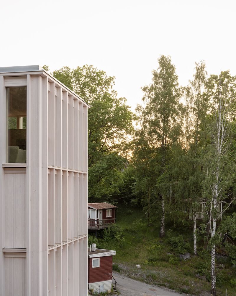 海峡边建筑奇迹挑战地形打造绝美视野的木质别墅设计