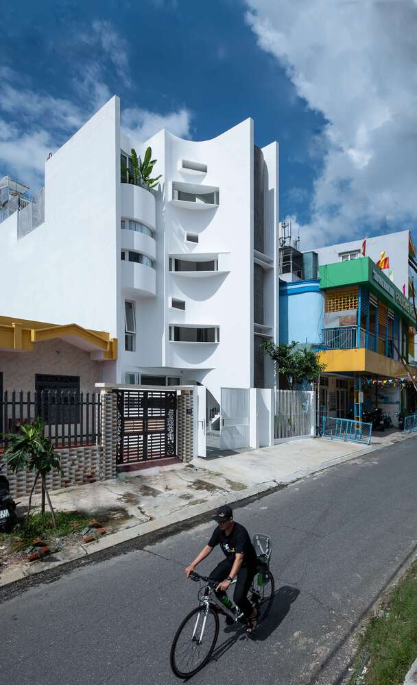 住宅 + 工作室设计风水难题下的曲线建筑智慧