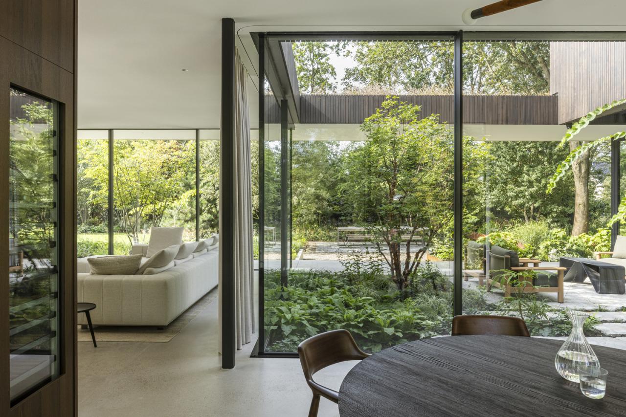 邂逅荷兰海岸隐匿别墅：一场自然、建筑与艺术的盛宴设计