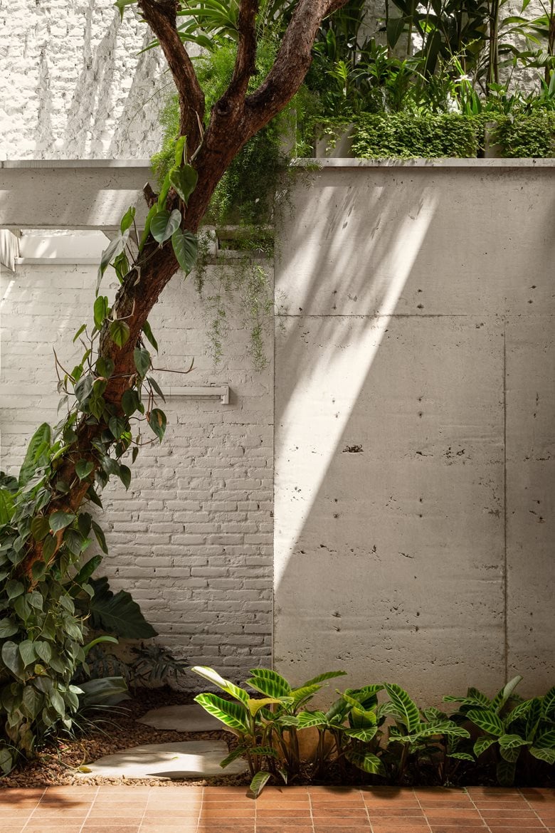 唤醒情感记忆重塑宁静生活简约质朴的别墅改造设计