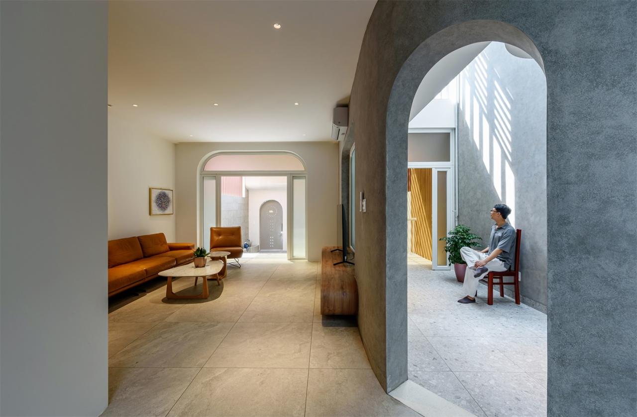 回归老街区的温暖森林露营灵感下的暮年居所别墅设计