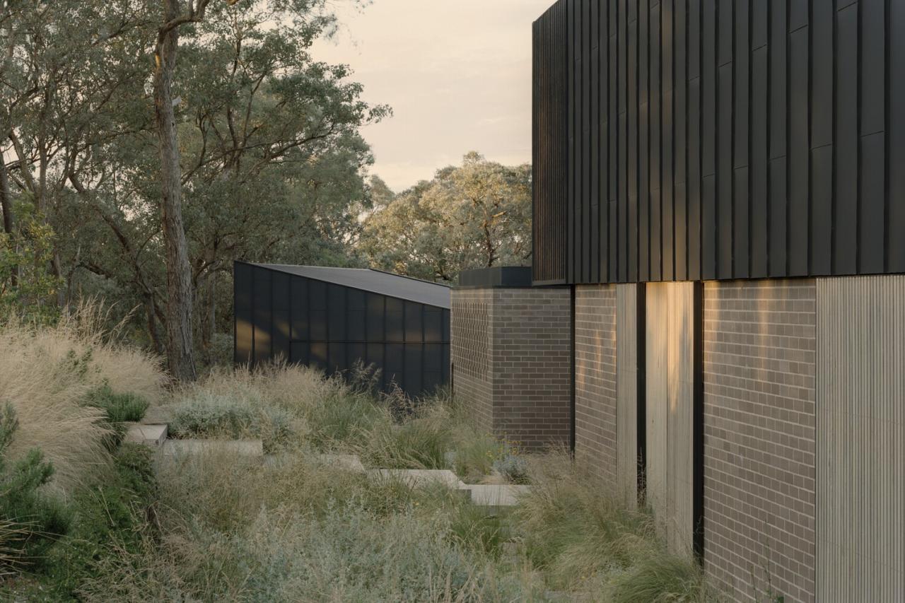 坡地之上的光影度假屋设计层层叠叠藏着无尽生活想象