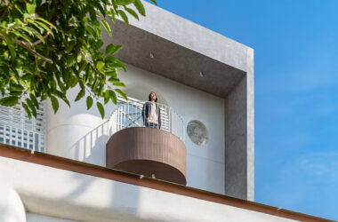 回归老街区的温暖森林露营灵感下的暮年居所别墅设计-BIM建筑网