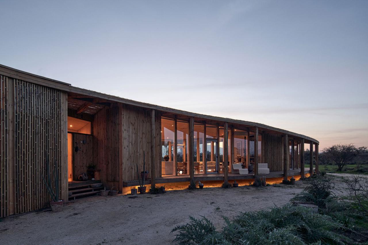 植物夫妇的诗意栖居自然仪式与建筑奇幻交织的度假屋设计