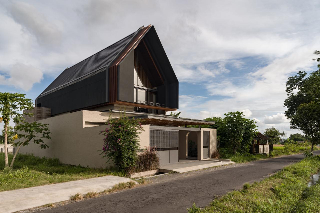 让身心在自然中得到滋养热带雨林的节能奢华侘寂别墅设计